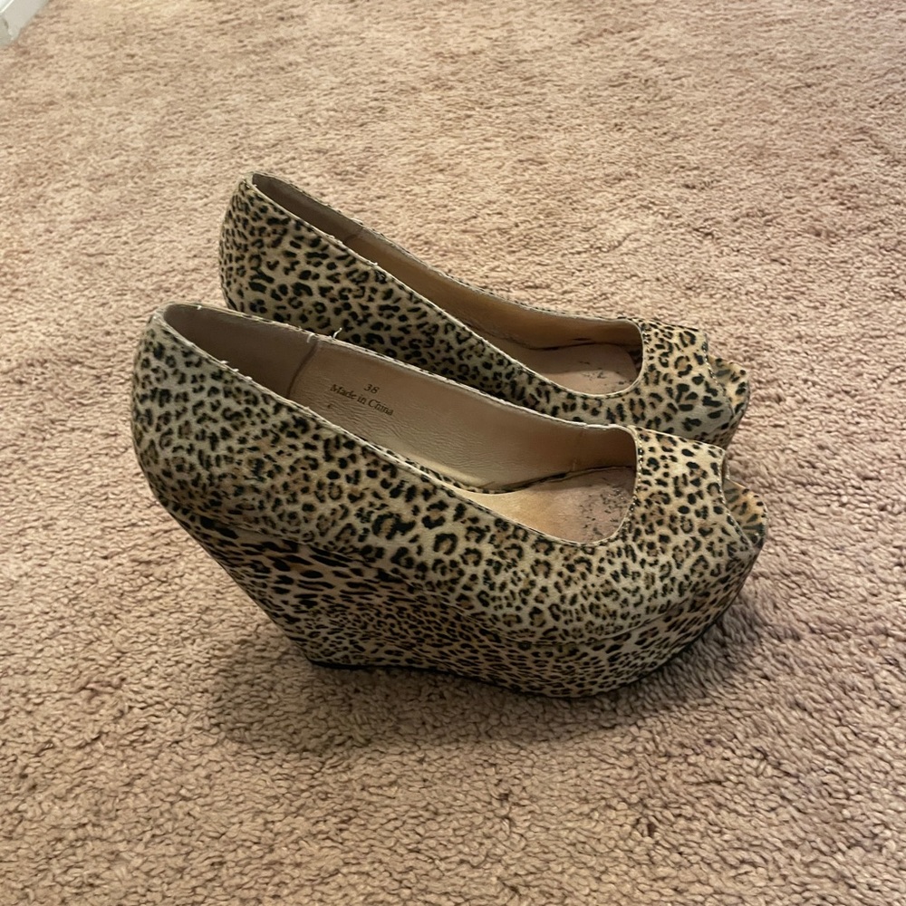 Office shoes (brand)